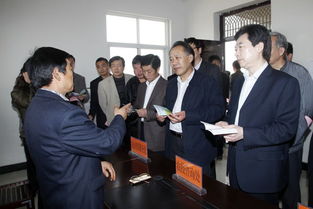 省基层农业技术推广体系建设观摩团来我县观摩技术推广服务